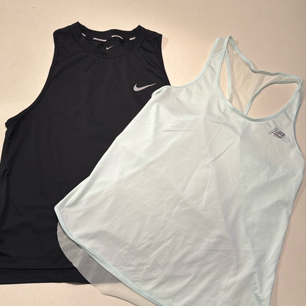Nike & New balance tanks dou